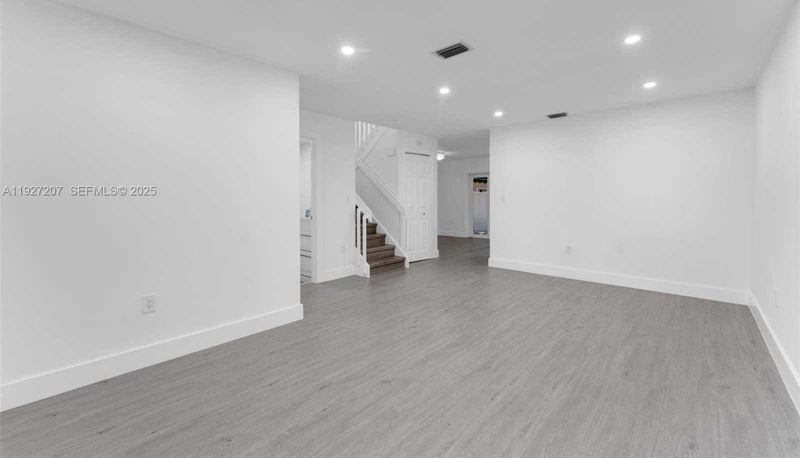 Small Image of 13446 SOUTH WEST 153RD TER #2101, Miami Number 4