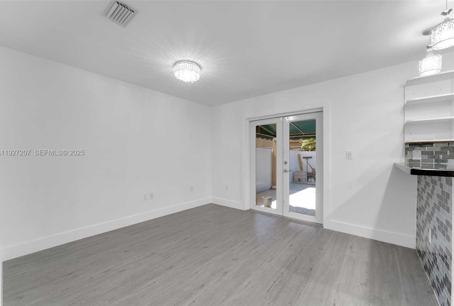 Small Image of 13446 SOUTH WEST 153RD TER #2101, Miami Number 6