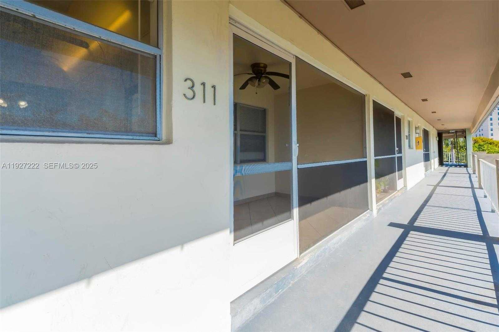 Small Image of 300 LAYNE BLVD #311, Hallandale Beach Number 39