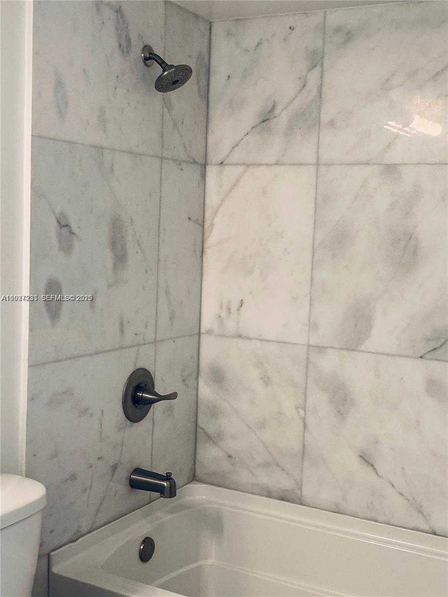 Small Image of 19380 COLLINS AVE #1423, Sunny Isles Beach Number 10