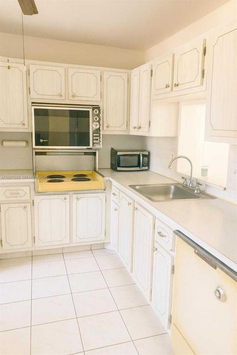 Small Image of 610 NORTH EAST 12TH AVE #308, Hallandale Beach Number 16