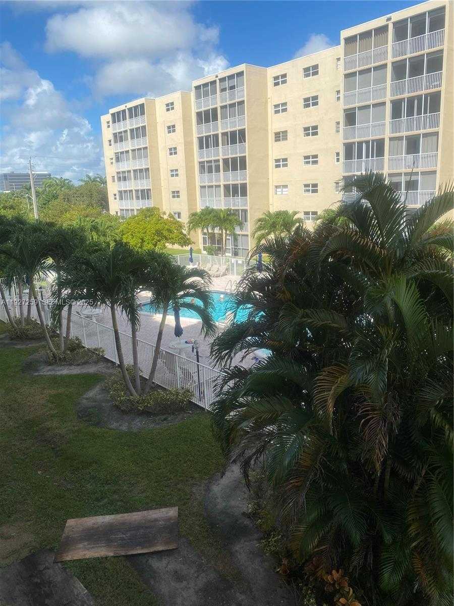 Small Image of 610 NORTH EAST 12TH AVE #308, Hallandale Beach Number 8
