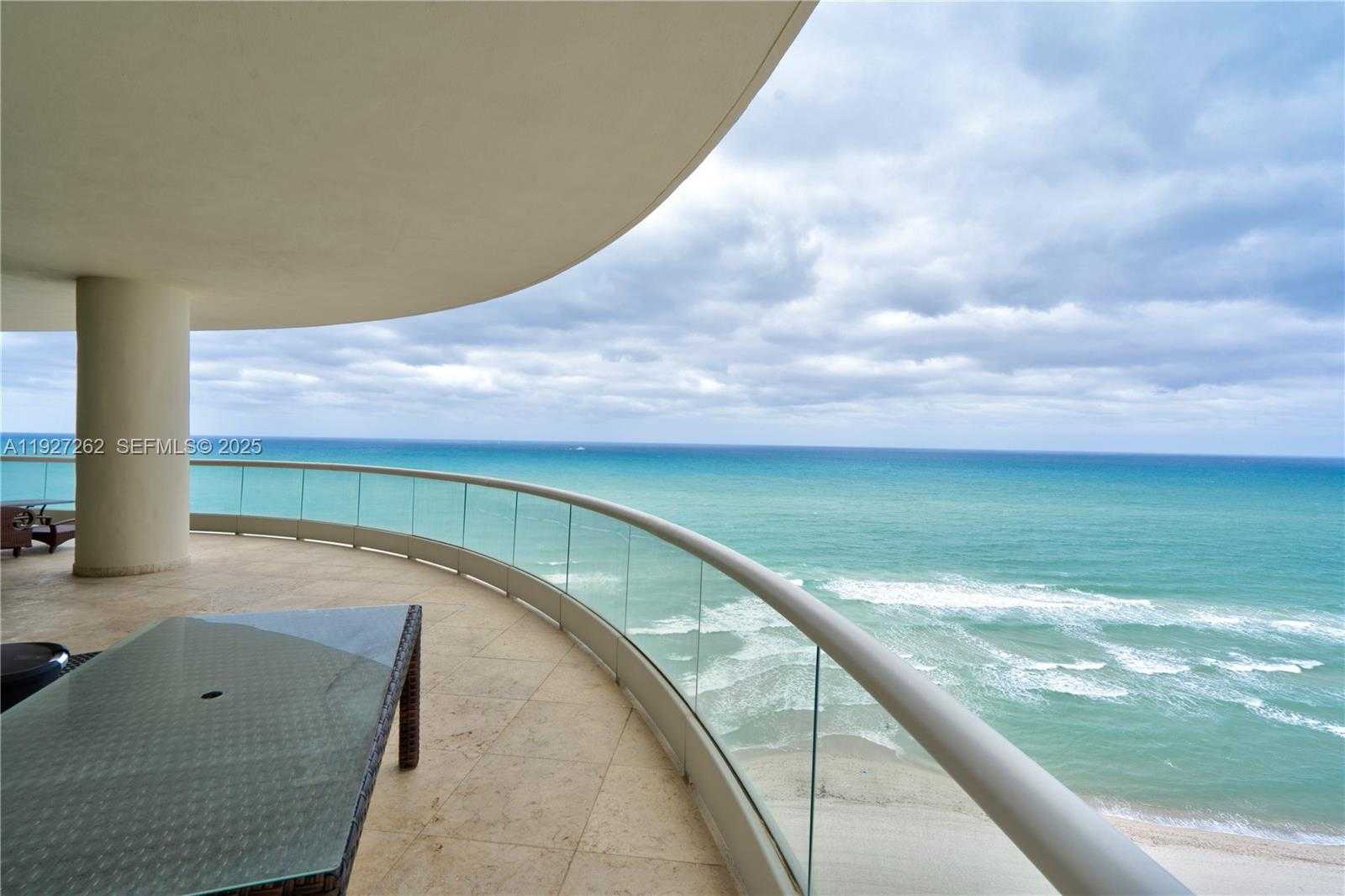 Small Image of 16047 COLLINS AVE #1604, Sunny Isles Beach Number 1