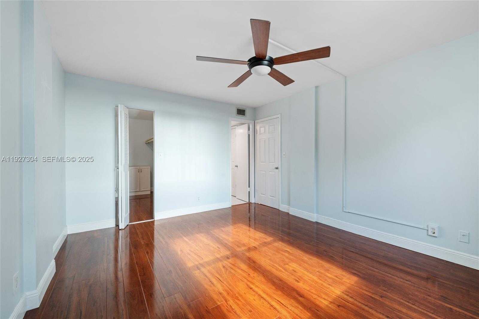 Small Image of 116 ROYAL PARK DR #4D, Oakland Park Number 17