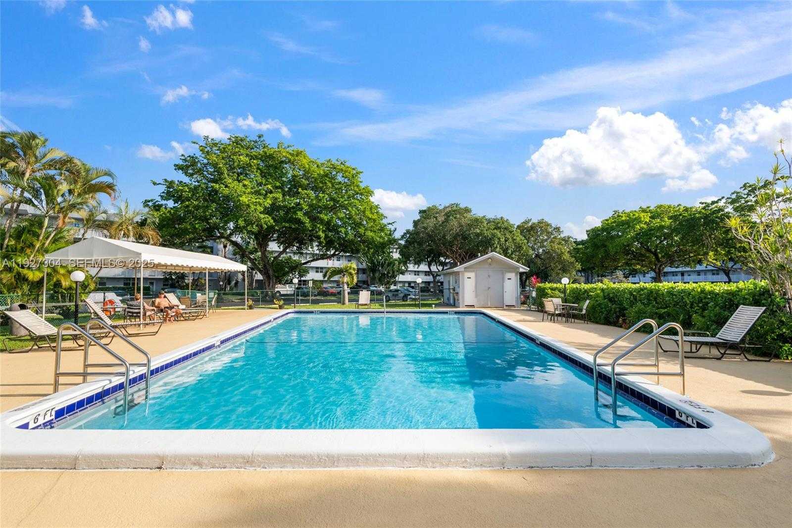 Small Image of 116 ROYAL PARK DR #4D, Oakland Park Number 23