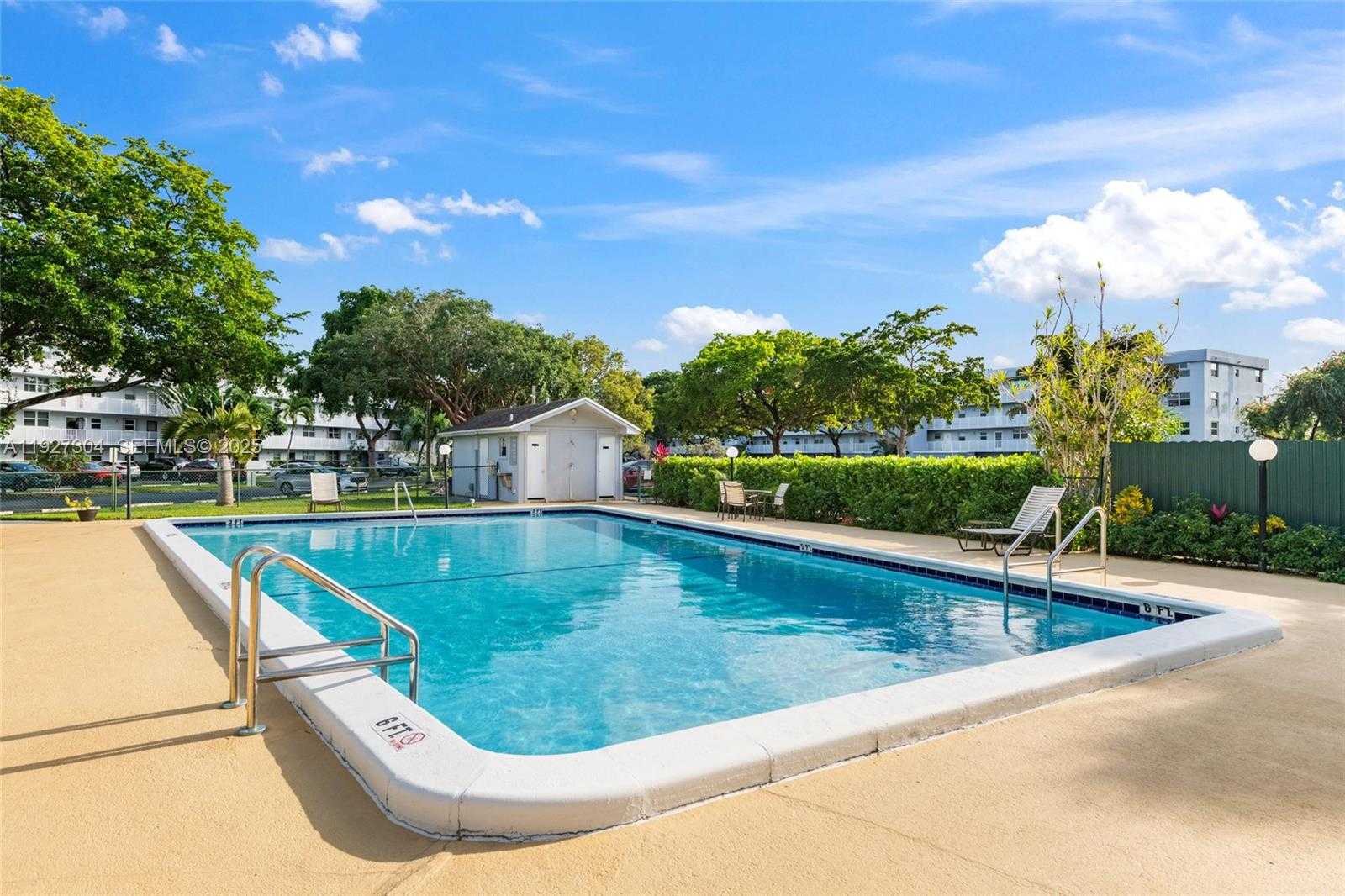 Small Image of 116 ROYAL PARK DR #4D, Oakland Park Number 24