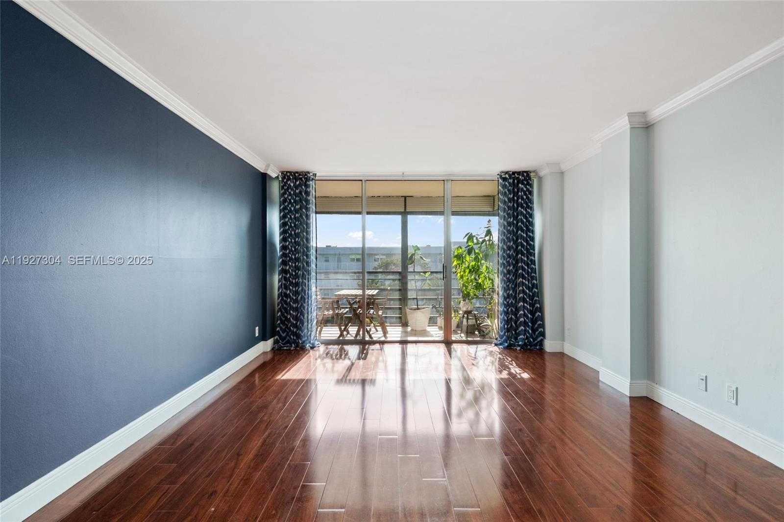 Small Image of 116 ROYAL PARK DR #4D, Oakland Park Number 9