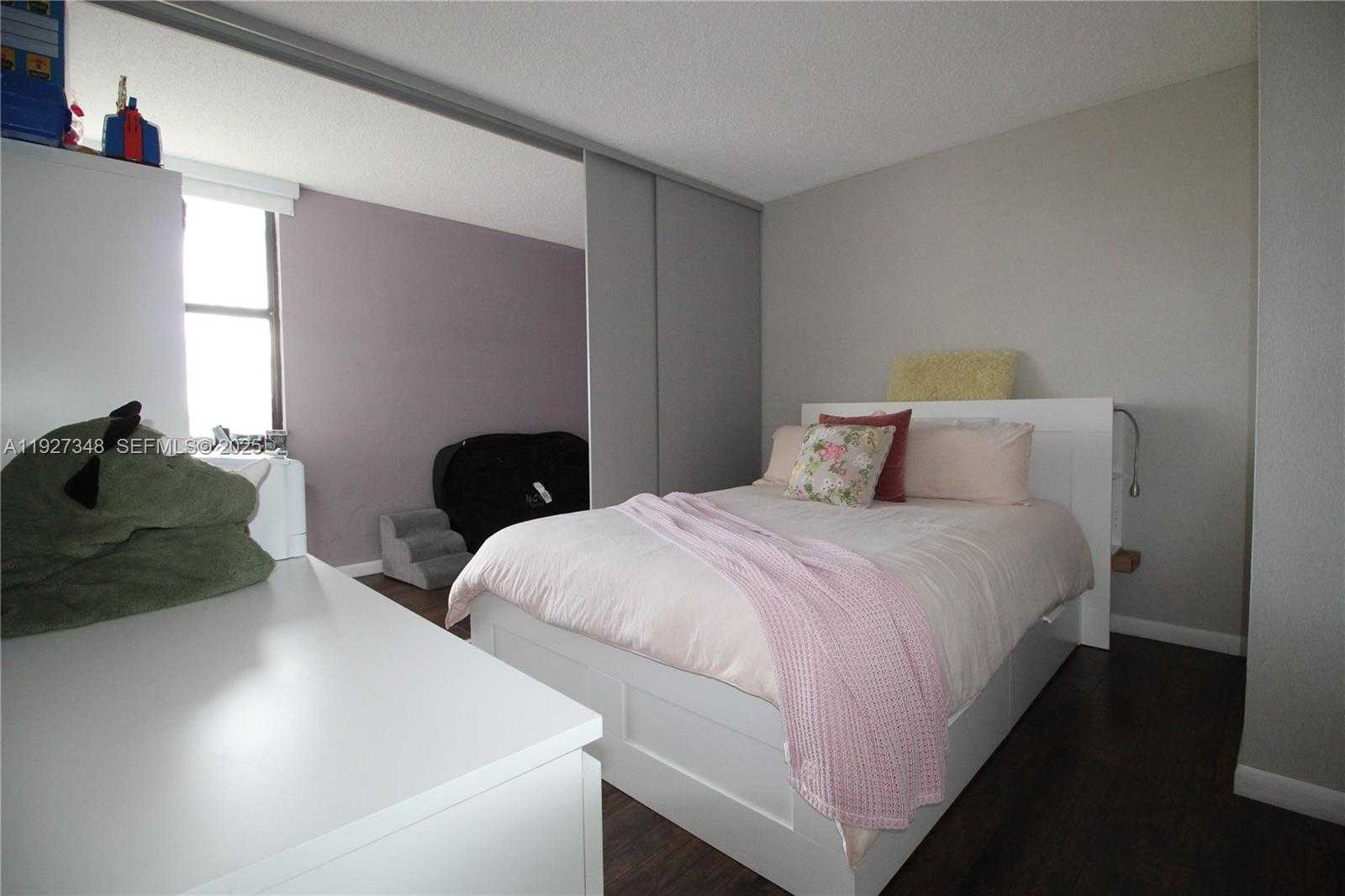 Small Image of 20379 WEST COUNTRY CLUB DR #2237, Aventura Number 10