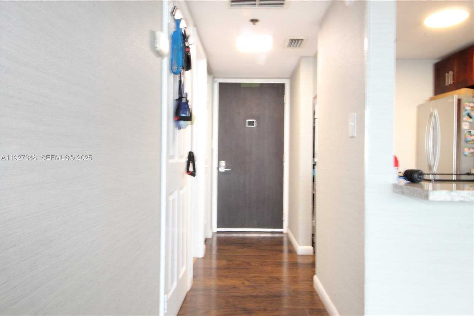 Small Image of 20379 WEST COUNTRY CLUB DR #2237, Aventura Number 19