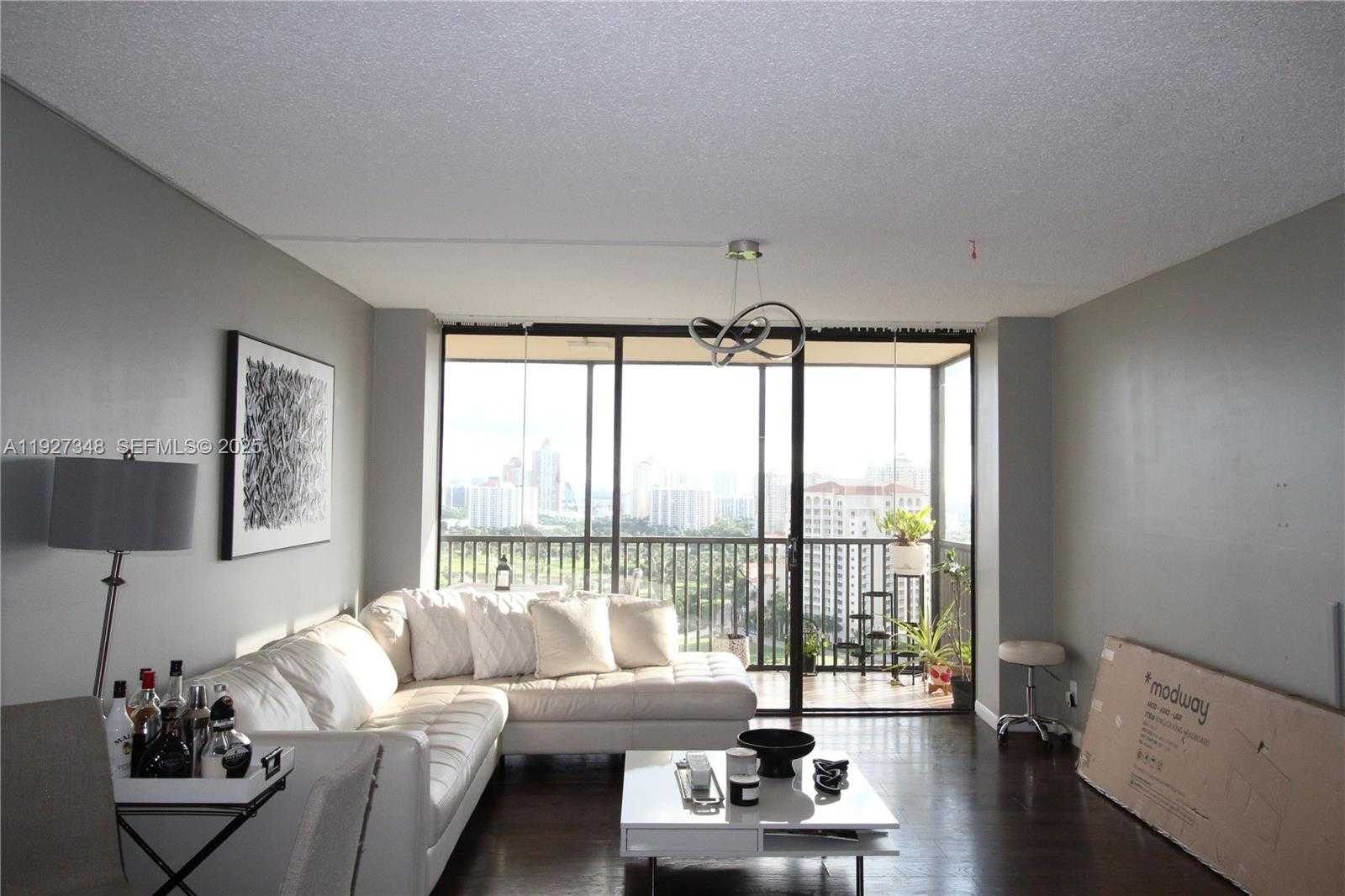 Small Image of 20379 WEST COUNTRY CLUB DR #2237, Aventura Number 2