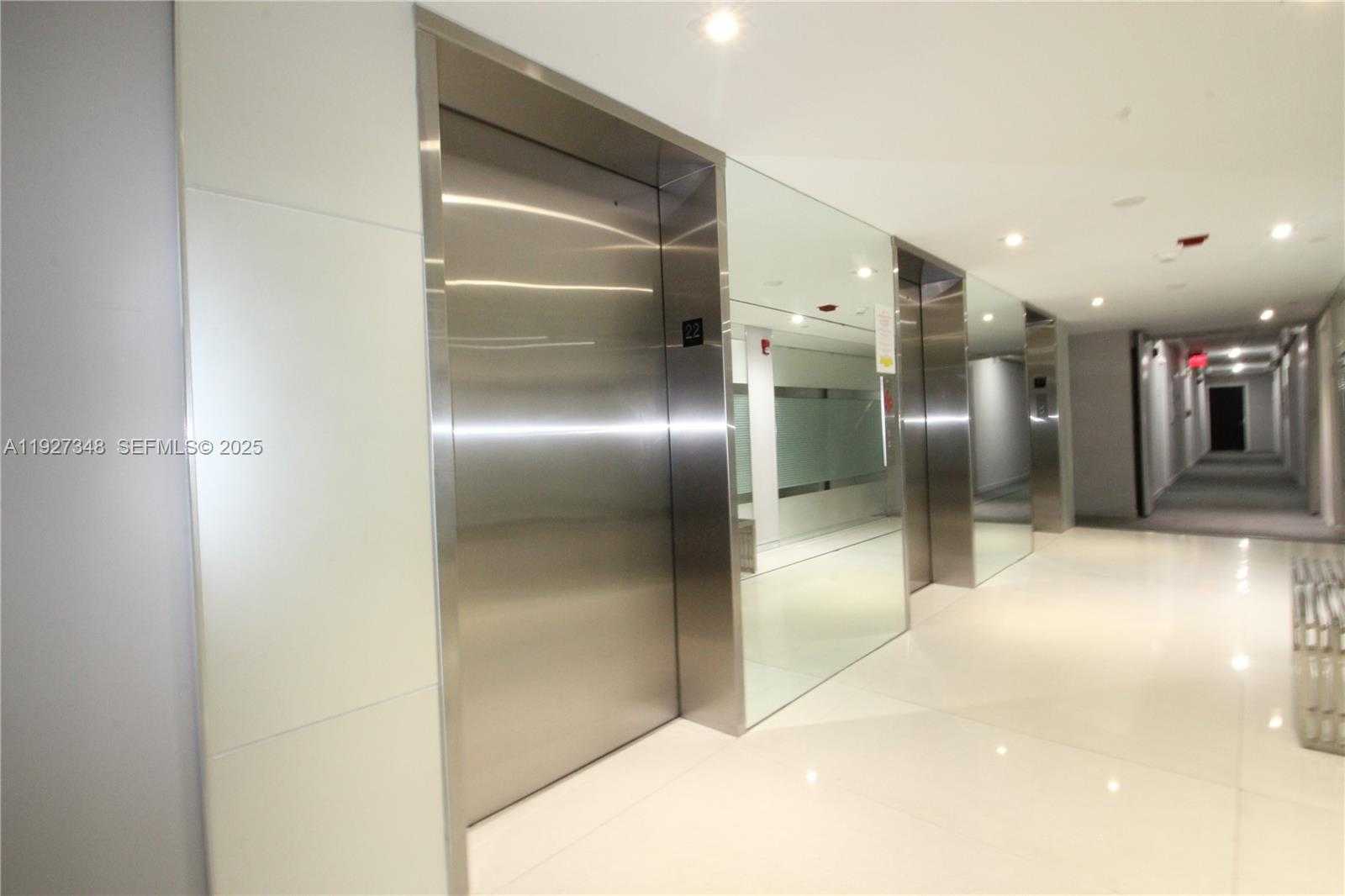 Small Image of 20379 WEST COUNTRY CLUB DR #2237, Aventura Number 26