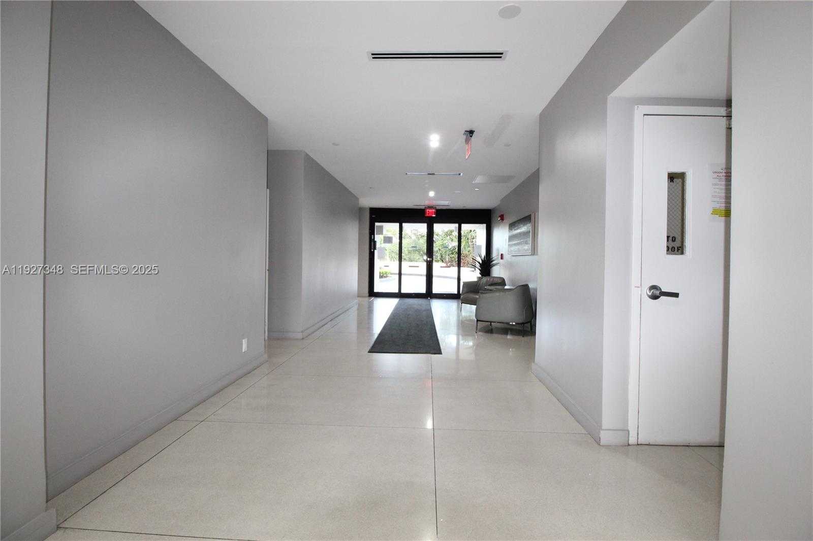 Small Image of 20379 WEST COUNTRY CLUB DR #2237, Aventura Number 31