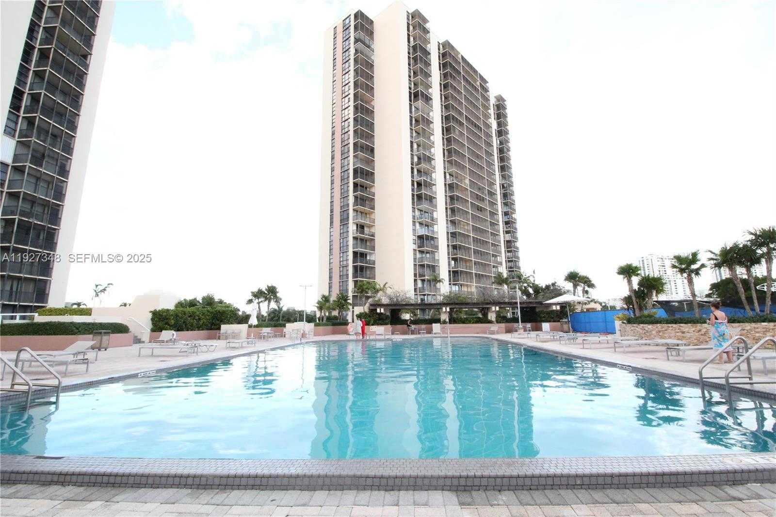 Small Image of 20379 WEST COUNTRY CLUB DR #2237, Aventura Number 35