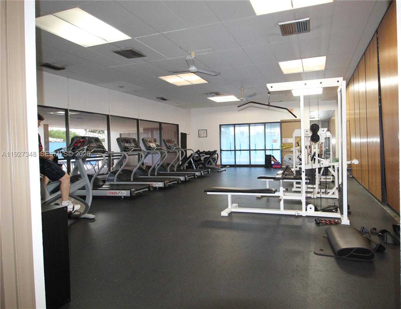 Small Image of 20379 WEST COUNTRY CLUB DR #2237, Aventura Number 39