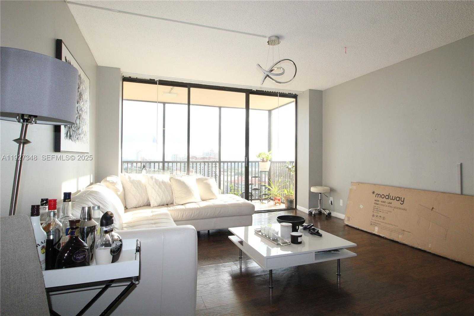 Small Image of 20379 WEST COUNTRY CLUB DR #2237, Aventura Number 4