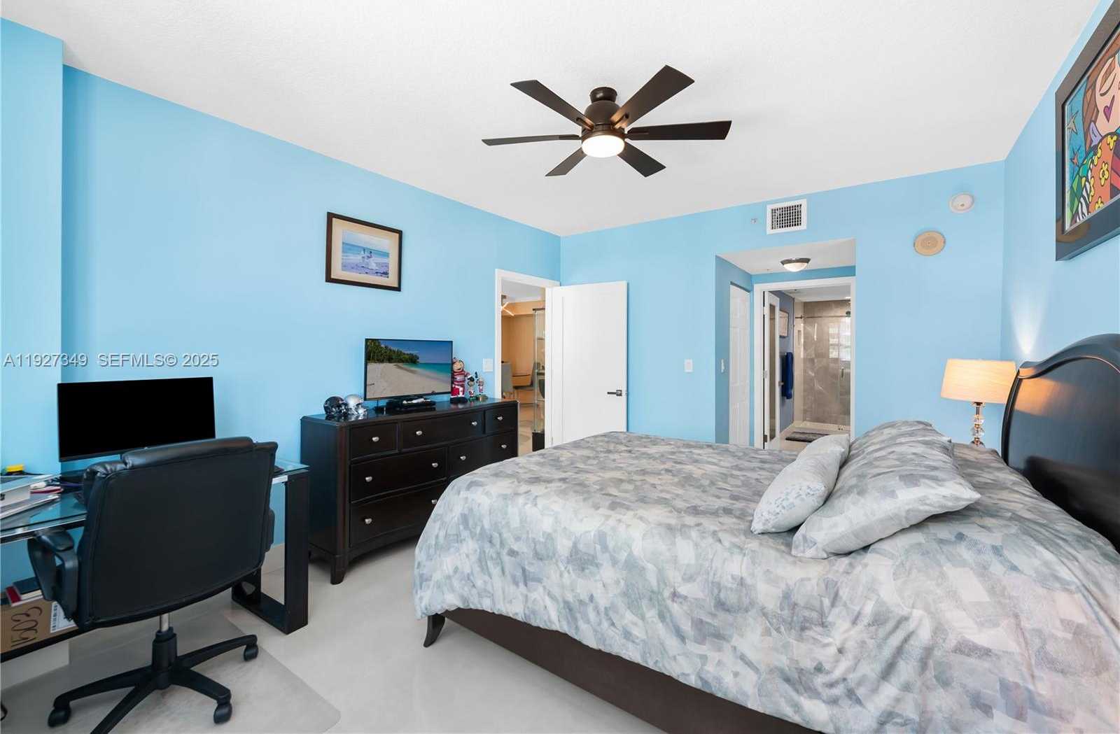 Small Image of 2000 NORTH BAYSHORE DR #1503, Miami Number 15