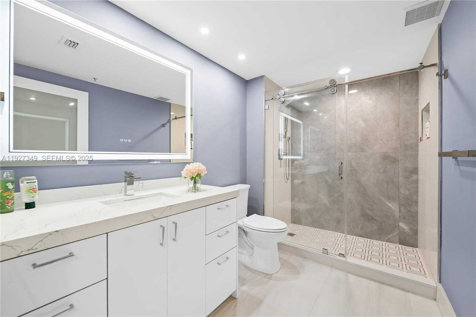 Small Image of 2000 NORTH BAYSHORE DR #1503, Miami Number 21