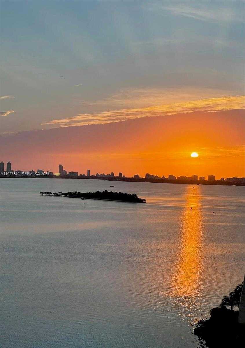 Small Image of 2000 NORTH BAYSHORE DR #1503, Miami Number 27