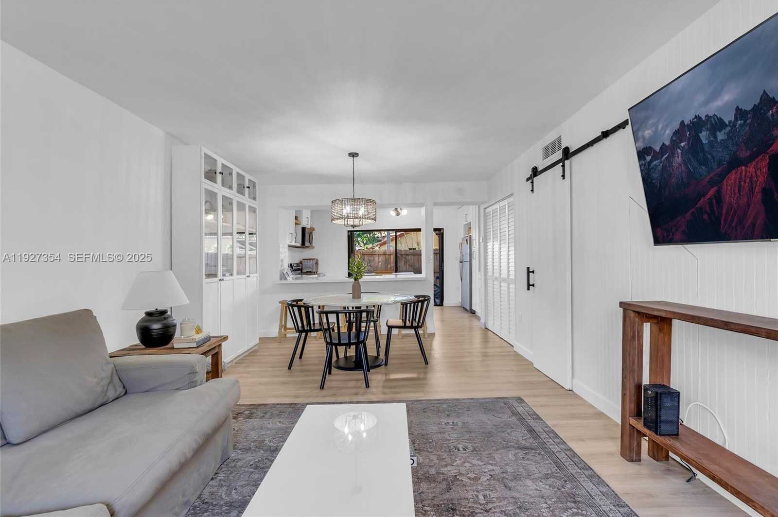 Small Image of 10080 SOUTH WEST 77TH CT, Miami Number 1