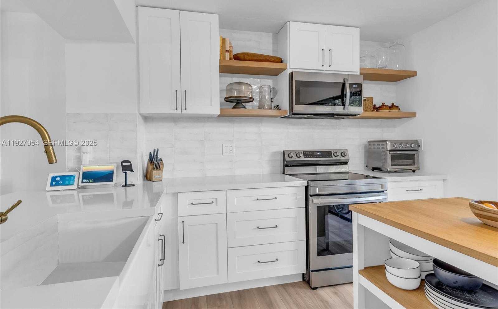 Small Image of 10080 SOUTH WEST 77TH CT, Miami Number 12