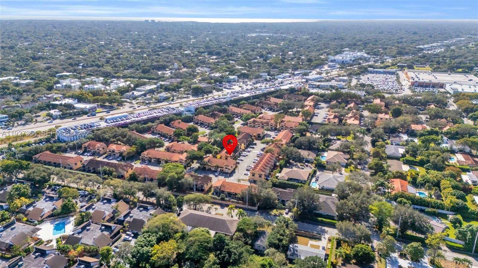 Small Image of 10080 SOUTH WEST 77TH CT, Miami Number 27