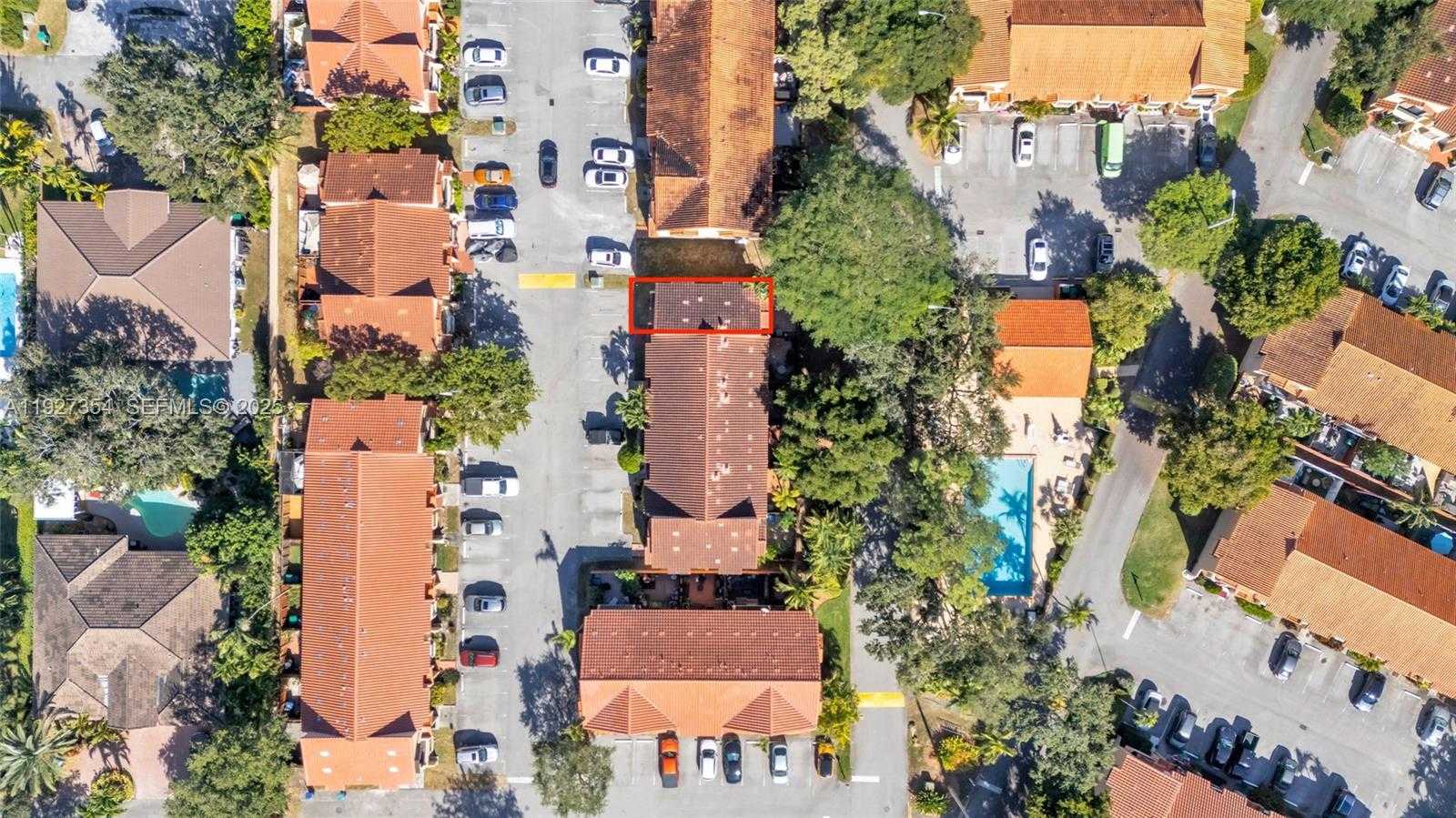 Small Image of 10080 SOUTH WEST 77TH CT, Miami Number 29