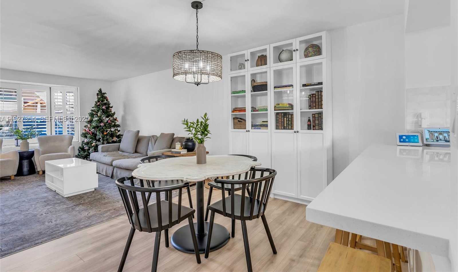 Small Image of 10080 SOUTH WEST 77TH CT, Miami Number 7