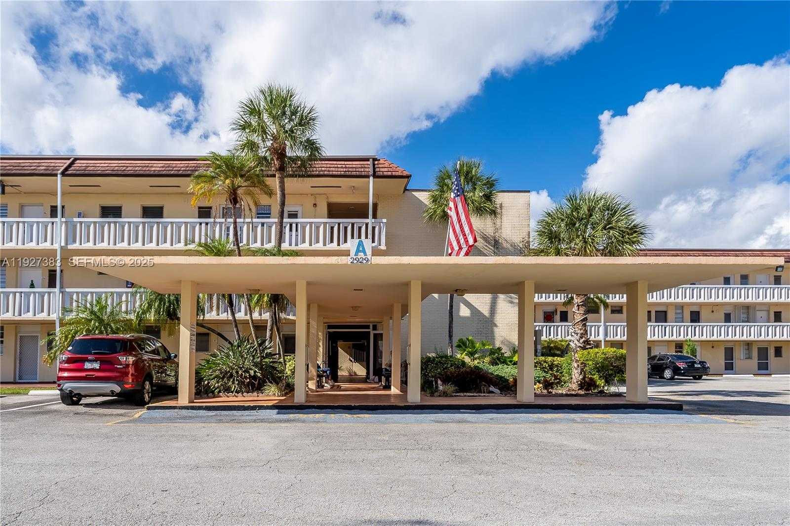 Small Image of 2929 POINT EAST #A-303, Aventura Number 29