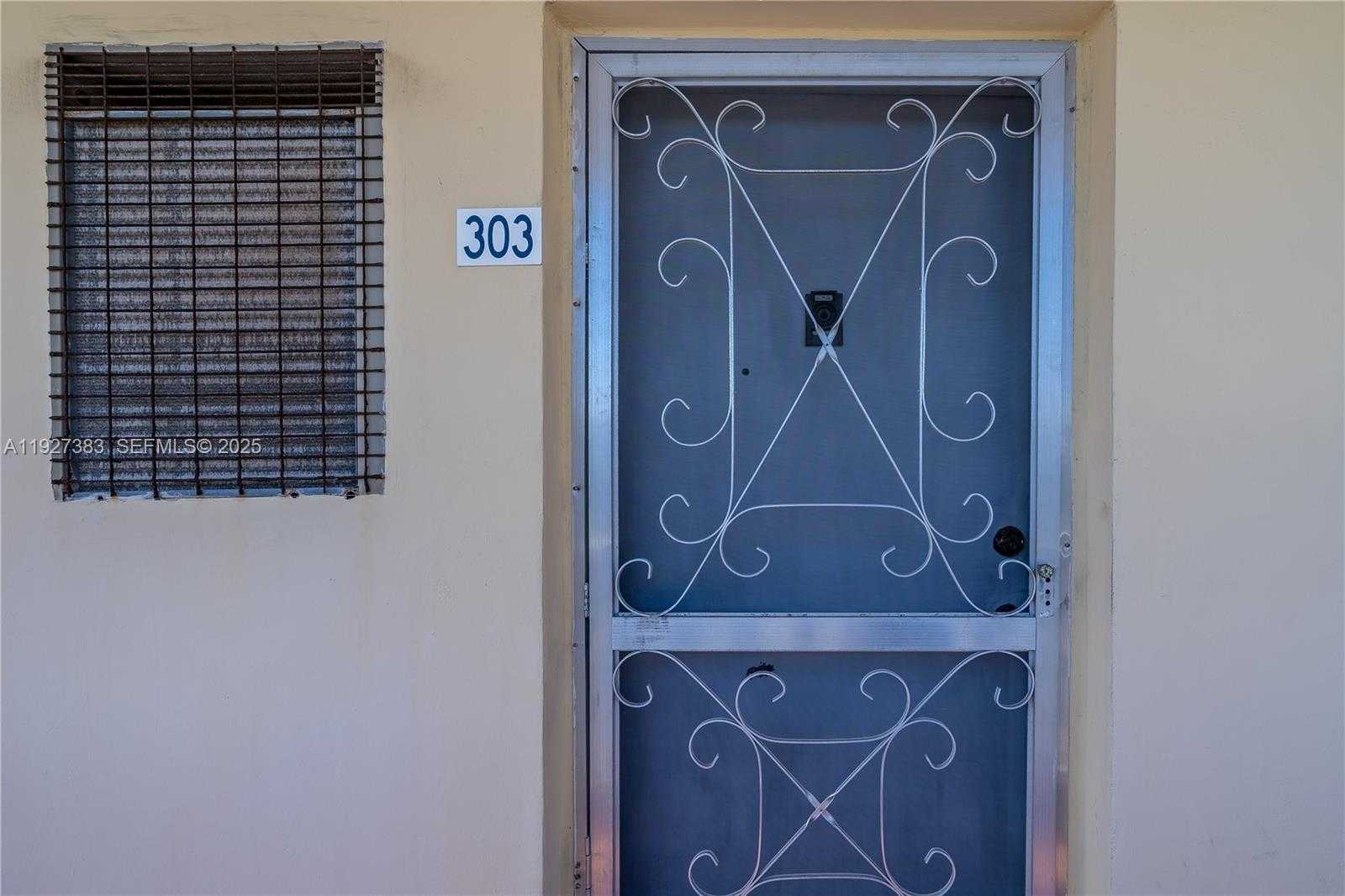 Small Image of 2929 POINT EAST #A-303, Aventura Number 33