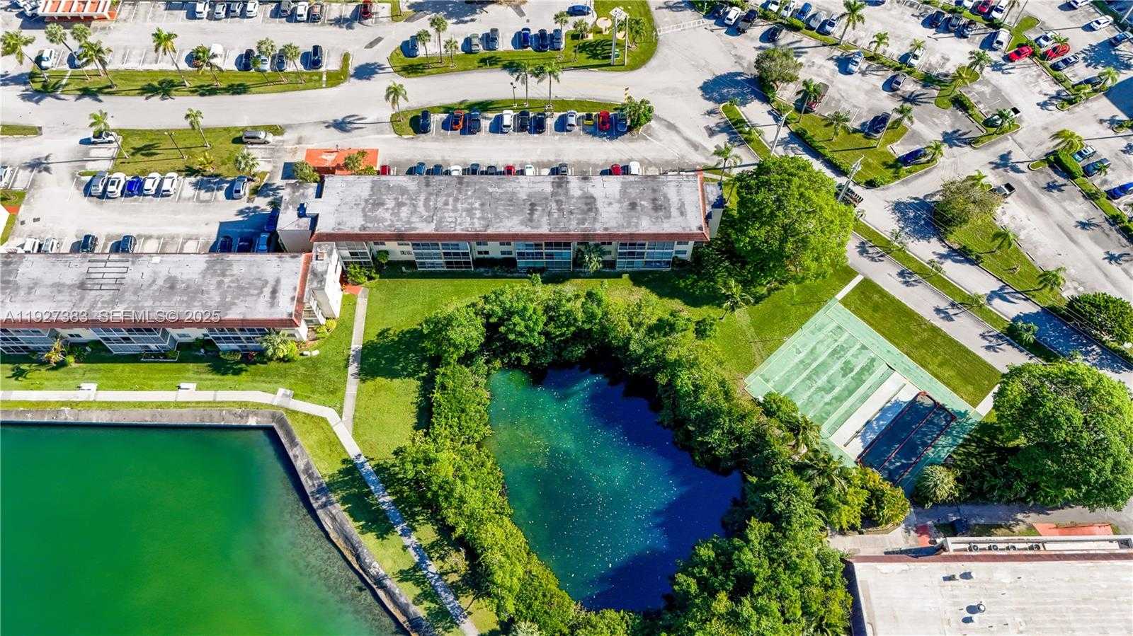 Small Image of 2929 POINT EAST #A-303, Aventura Number 37