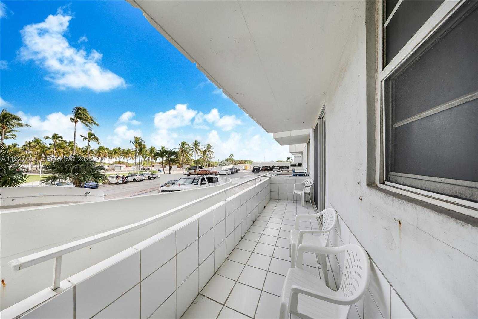 Small Image of 465 OCEAN DR #224, Miami Beach Number 1