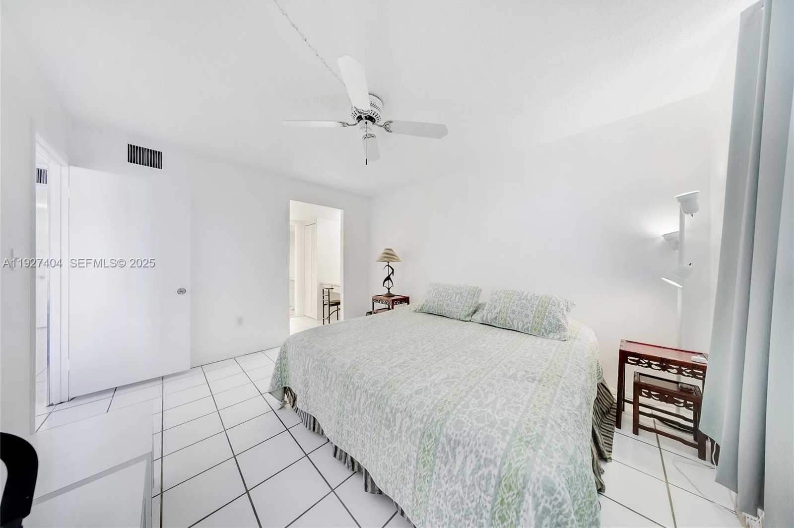 Small Image of 465 OCEAN DR #224, Miami Beach Number 10