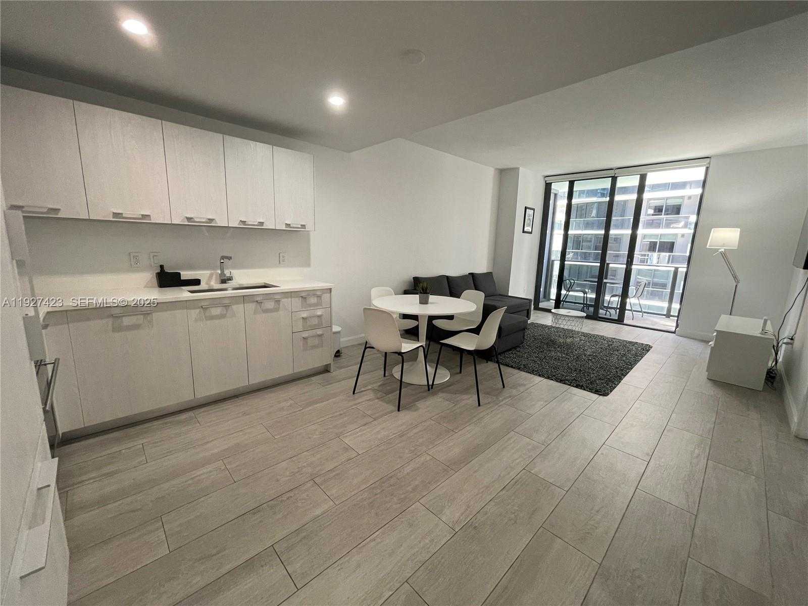 Small Image of 45 SOUTH WEST 9TH ST #1407, Miami Number 1