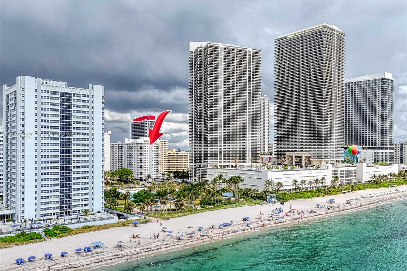 Small Image of 1849 SOUTH OCEAN DRIVE #1405, Hallandale Beach Number 12