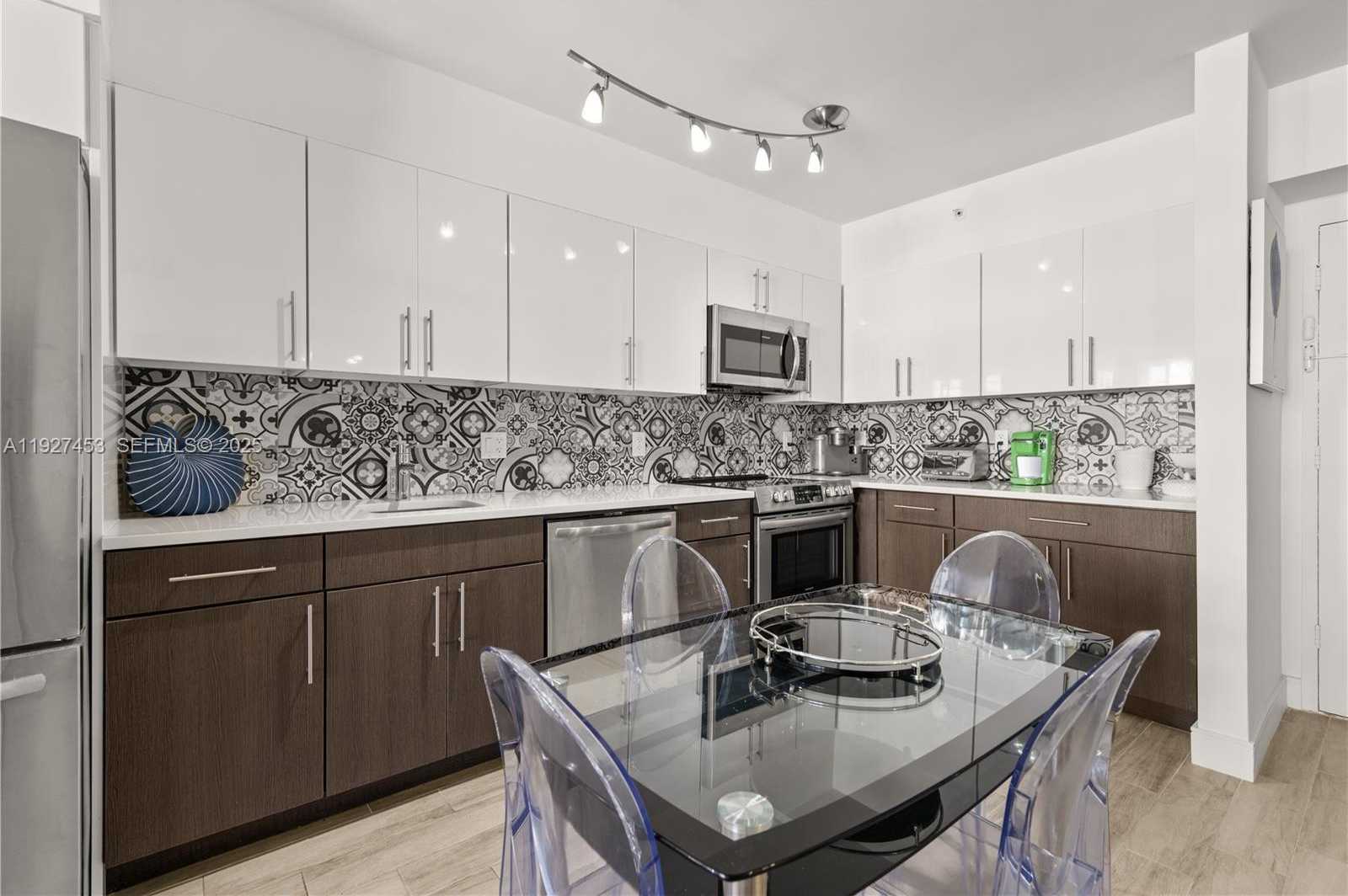 Small Image of 100 LINCOLN RD #643, Miami Beach Number 9