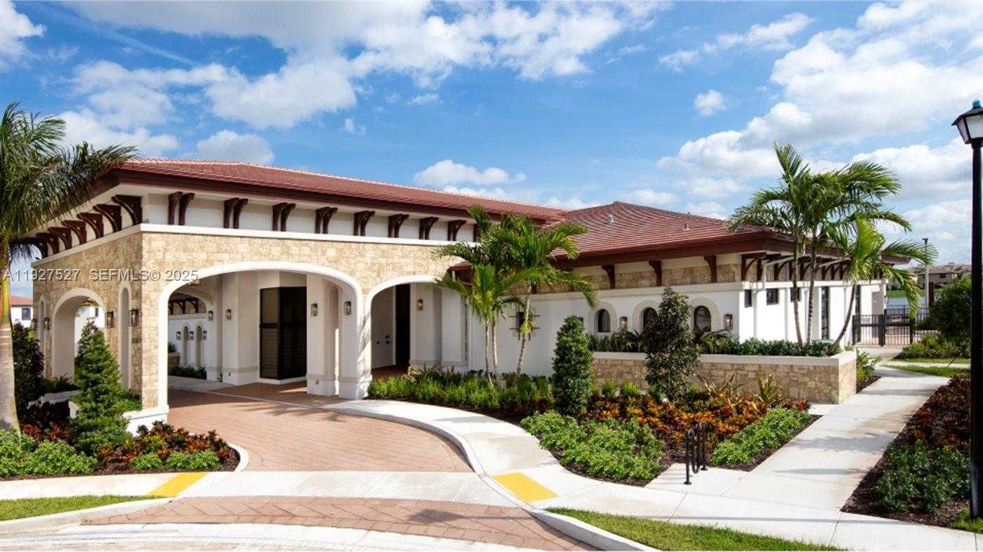 Small Image of 11125 WEST 33RD CT, Hialeah Number 23