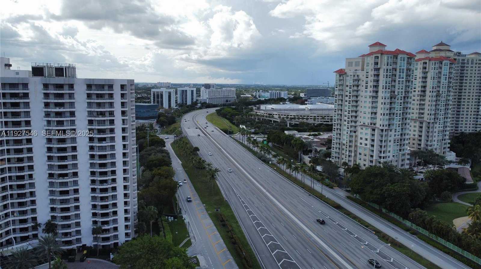 Small Image of 3300 NORTH EAST 192ND ST #903, Aventura Number 5