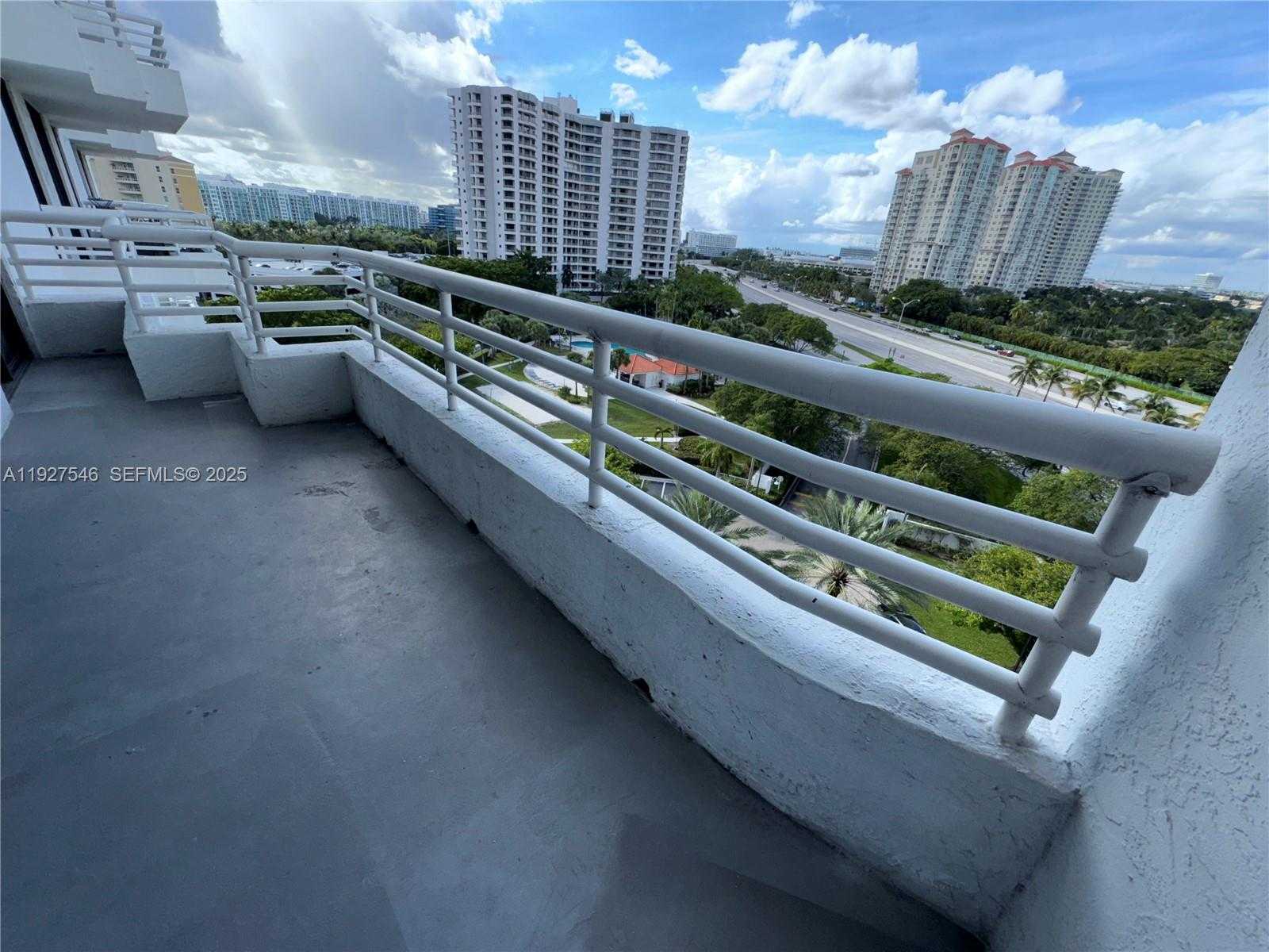 Small Image of 3300 NORTH EAST 192ND ST #903, Aventura Number 6