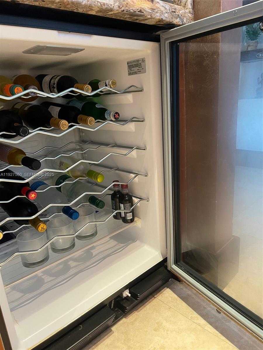 Small Image of 1331 BRICKELL BAY DR #3607, Miami Number 17