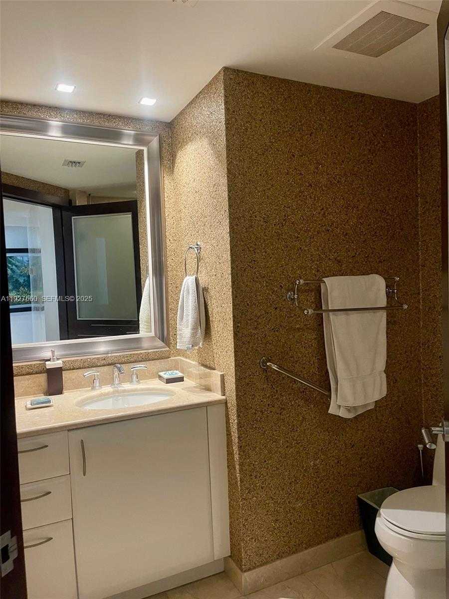 Small Image of 1331 BRICKELL BAY DR #3607, Miami Number 30