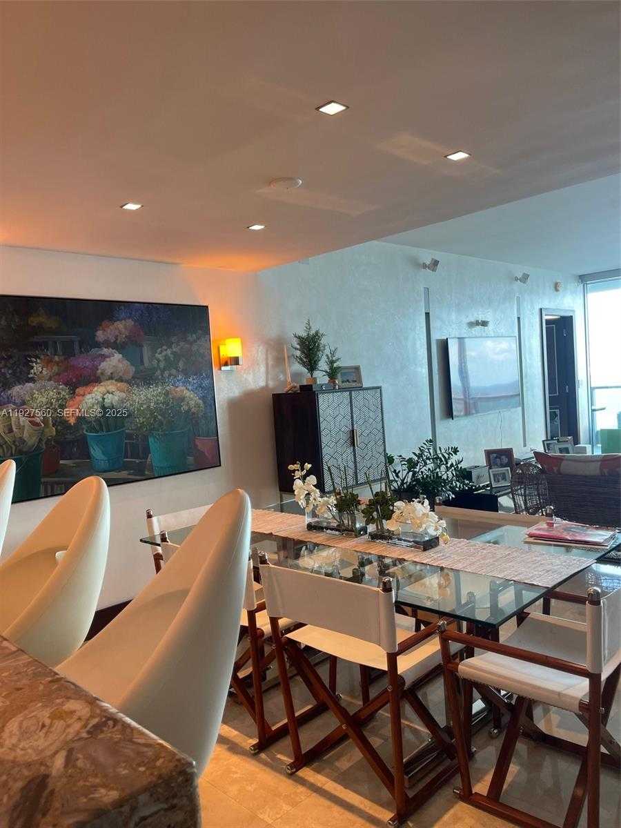 Small Image of 1331 BRICKELL BAY DR #3607, Miami Number 7