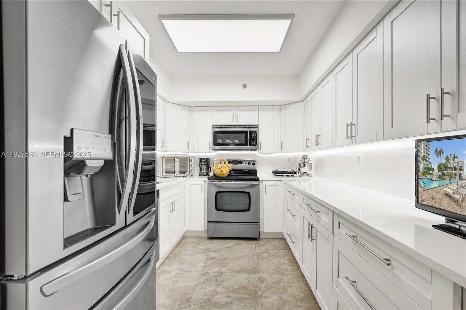 Imagen de Pequeño Objeto