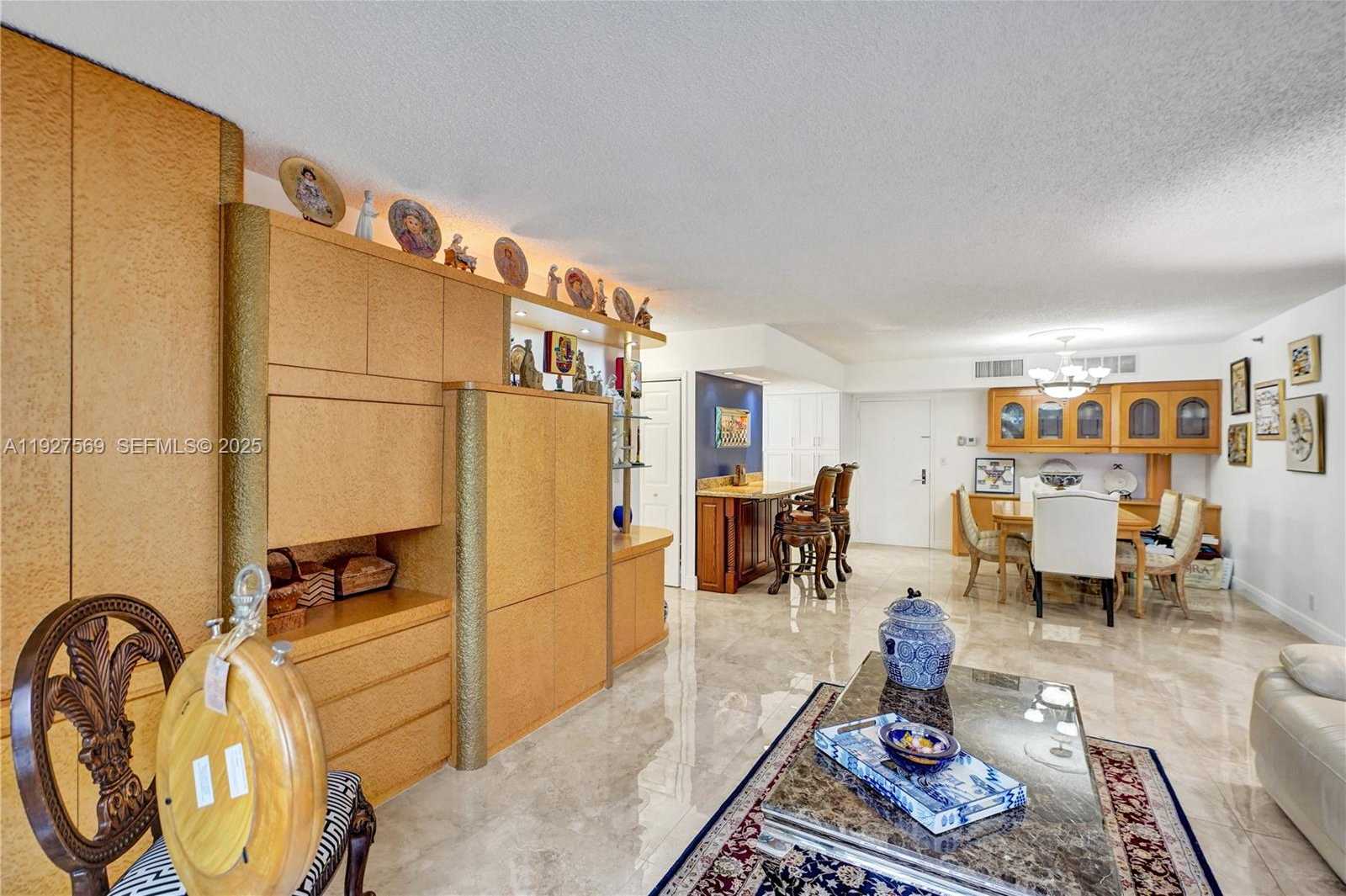 Imagen de Pequeño Objeto