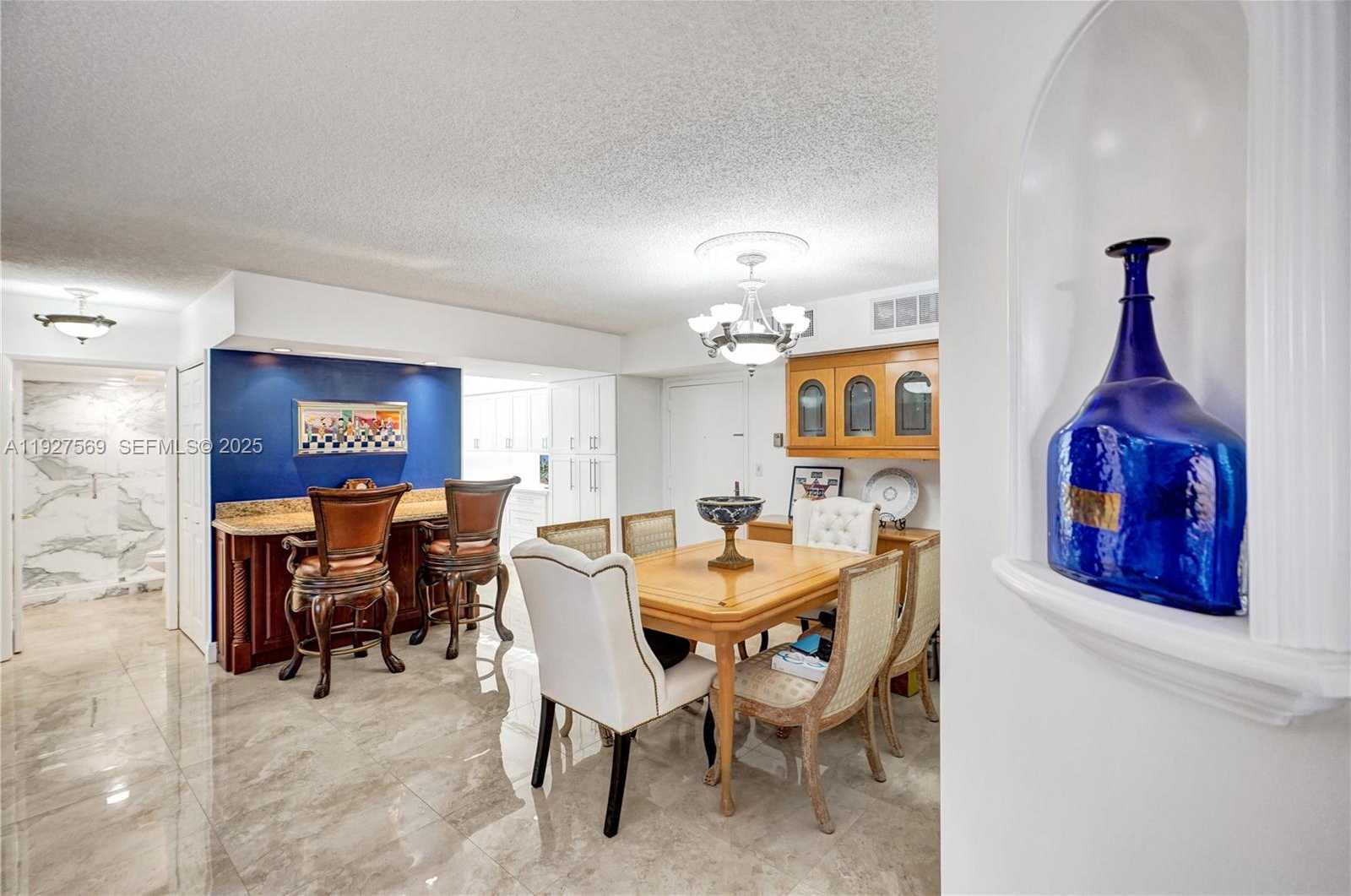 Imagen de Pequeño Objeto