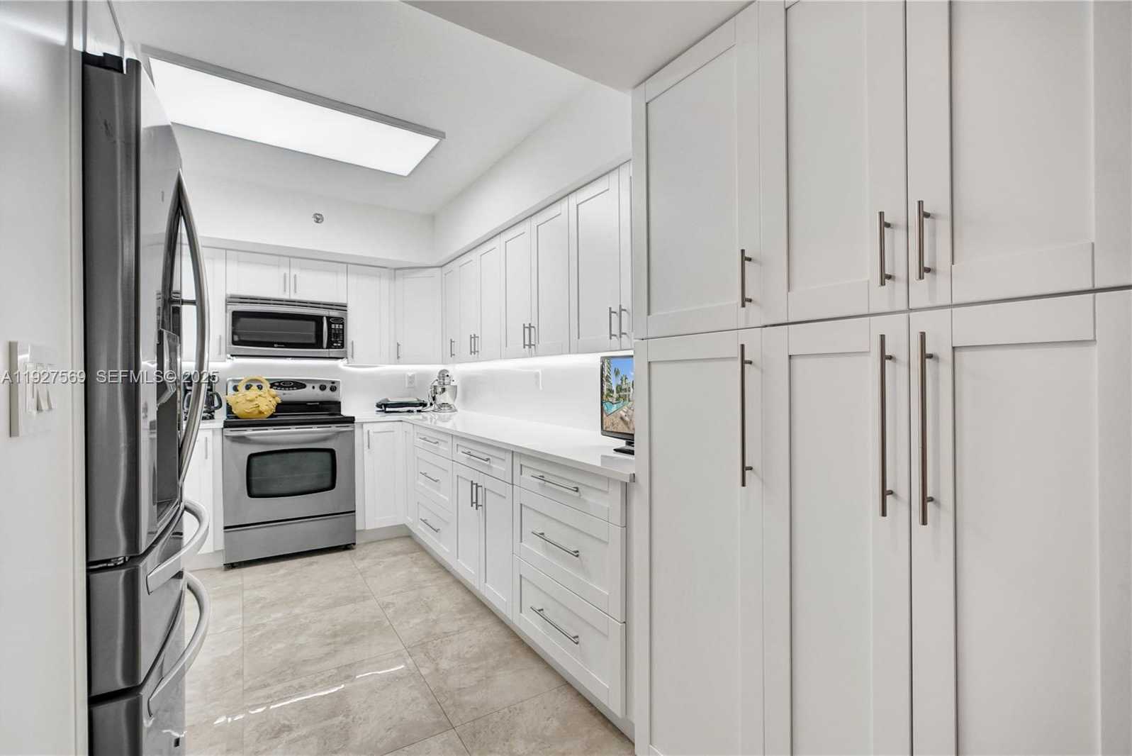 Imagen de Pequeño Objeto