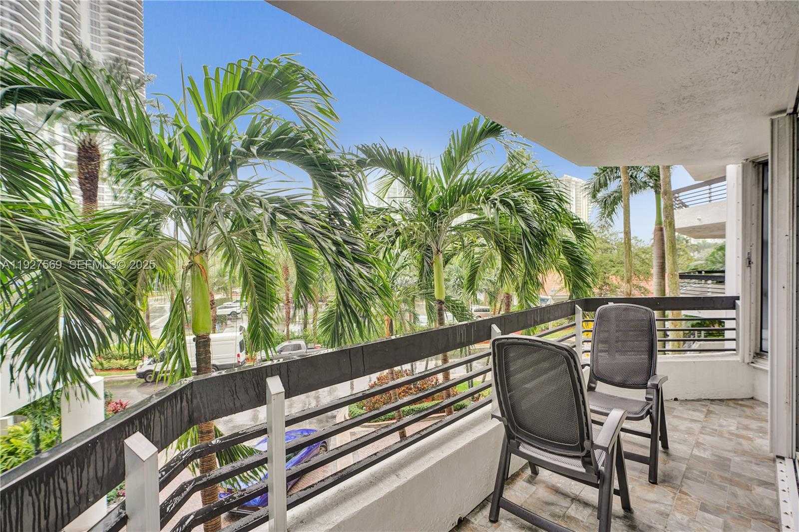 Imagen de Pequeño Objeto