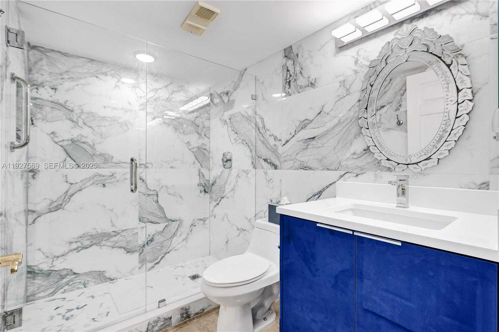 Imagen de Pequeño Objeto