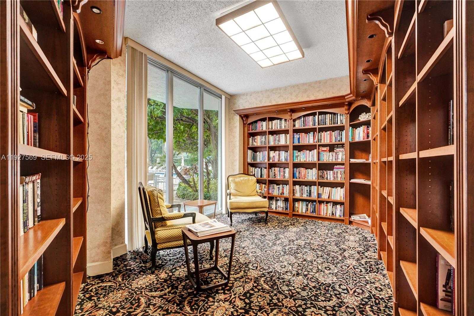 Imagen de Pequeño Objeto