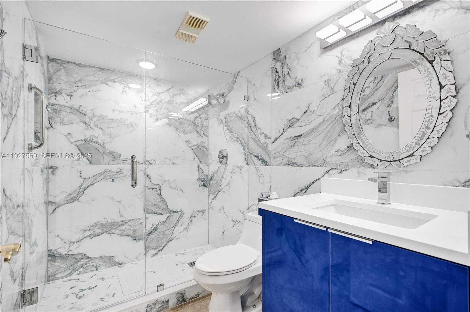 Imagen de Pequeño Objeto