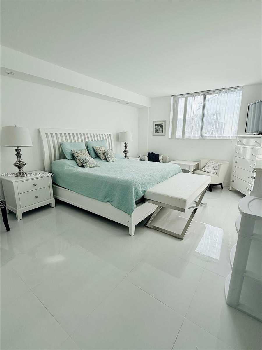 Small Image of 19370 COLLINS AVE #902, Sunny Isles Beach Number 13